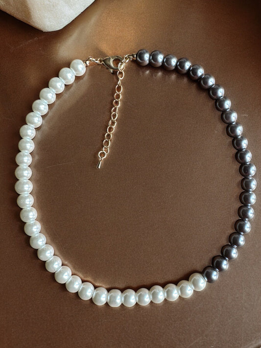 Elegant Faux Pearl Two Tones Choker Necklace