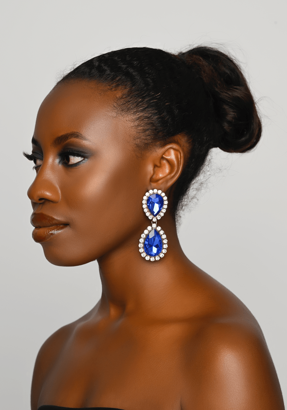 Elegant Vintage - Style Teardrop Crystal Statement Dangle Earrings - Fatisha Boutique